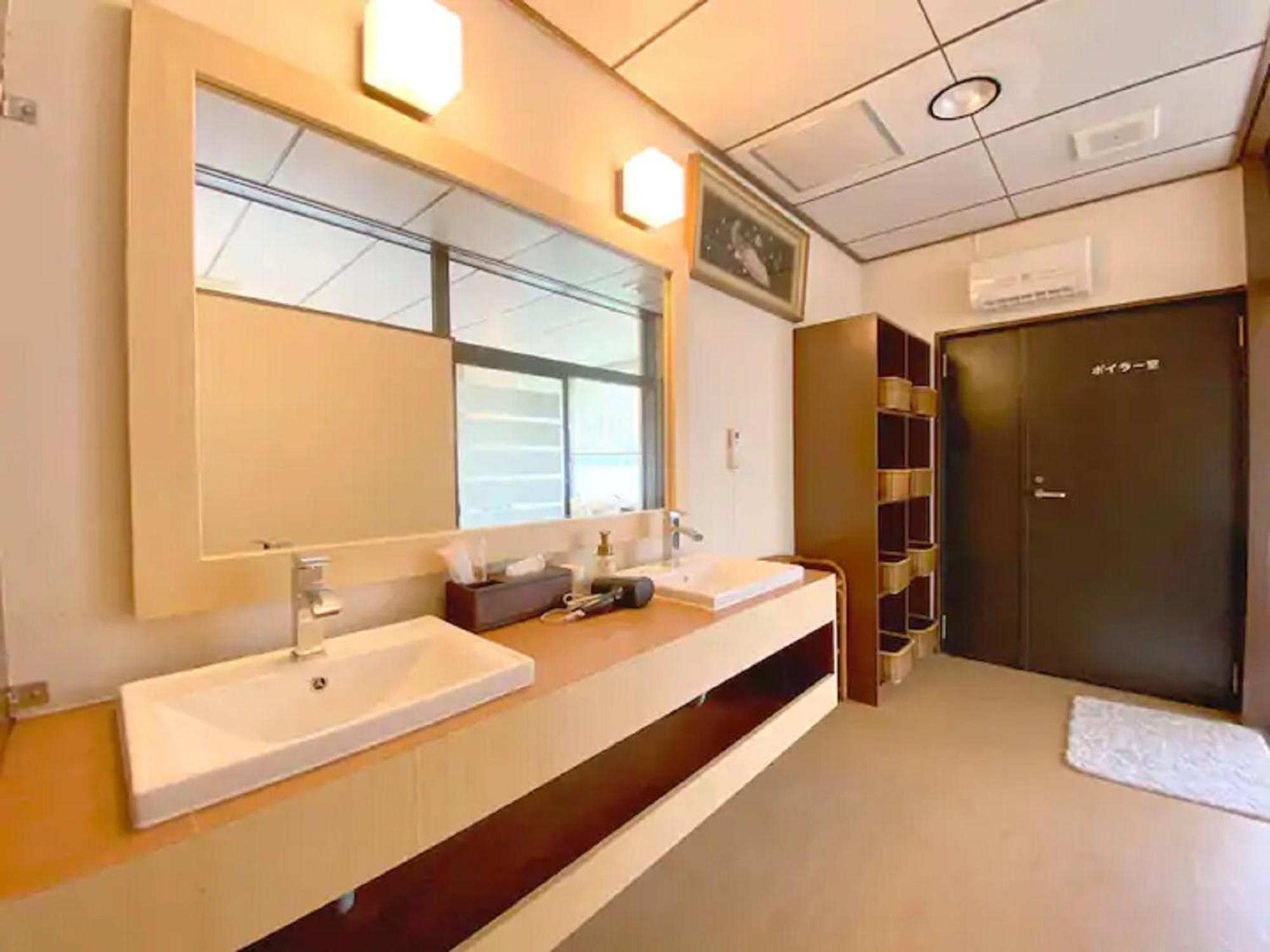 Fuji Yamanakako Resort Hotel - Vacation Stay 03089V ภายนอก รูปภาพ